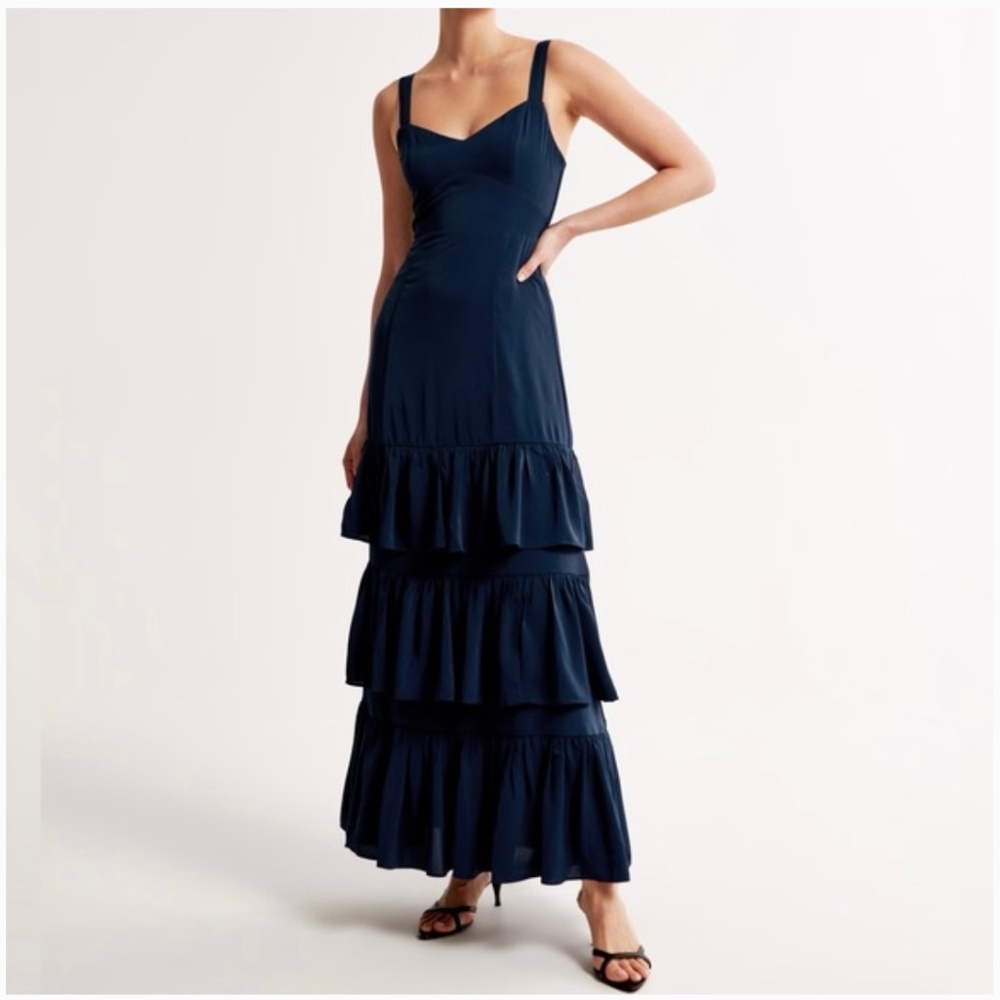 Abercrombie Ruffle Tiered Maxi Dress in Navy, size small NWT